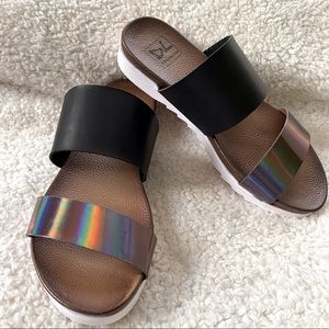 Dirty Laundry Black/Metallic Sandal